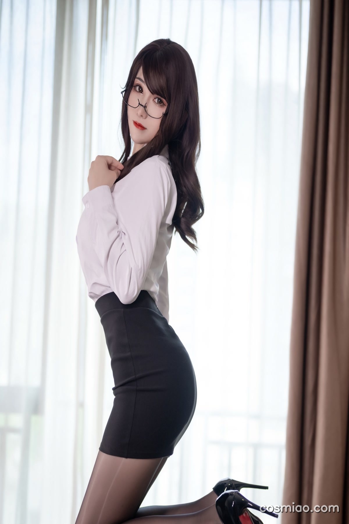 coser衣衣/乖乖衣宝 – 全套18期&随包视频[2.6G-2025.12][网盘持续自动更新]
